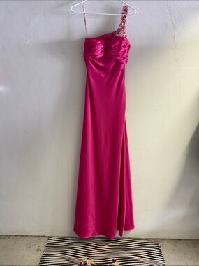 Kiss One-Shoulder Fuchsia Evening Gown with Beaded Strap
